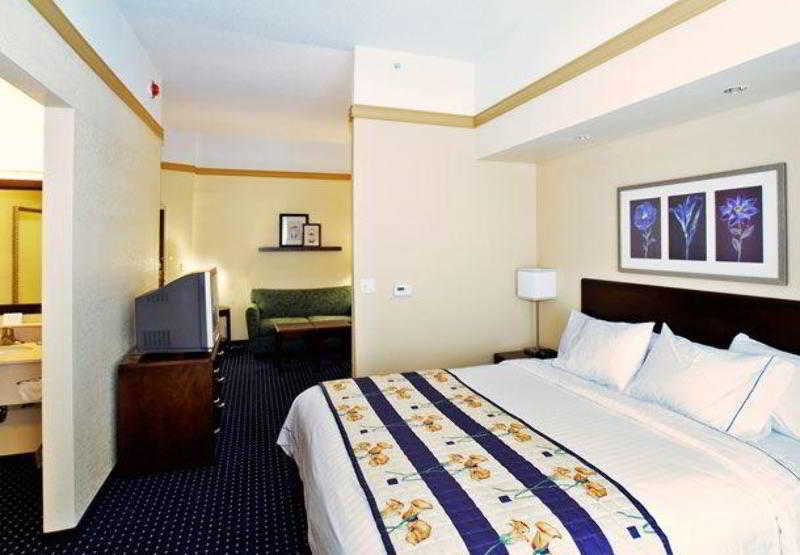 Springhill Suites By Marriott Grand Rapids Airport Southeast Cascade Exterior photo