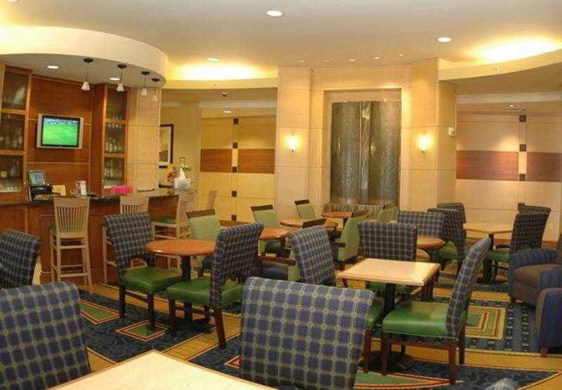 Springhill Suites By Marriott Grand Rapids Airport Southeast Cascade Exterior photo